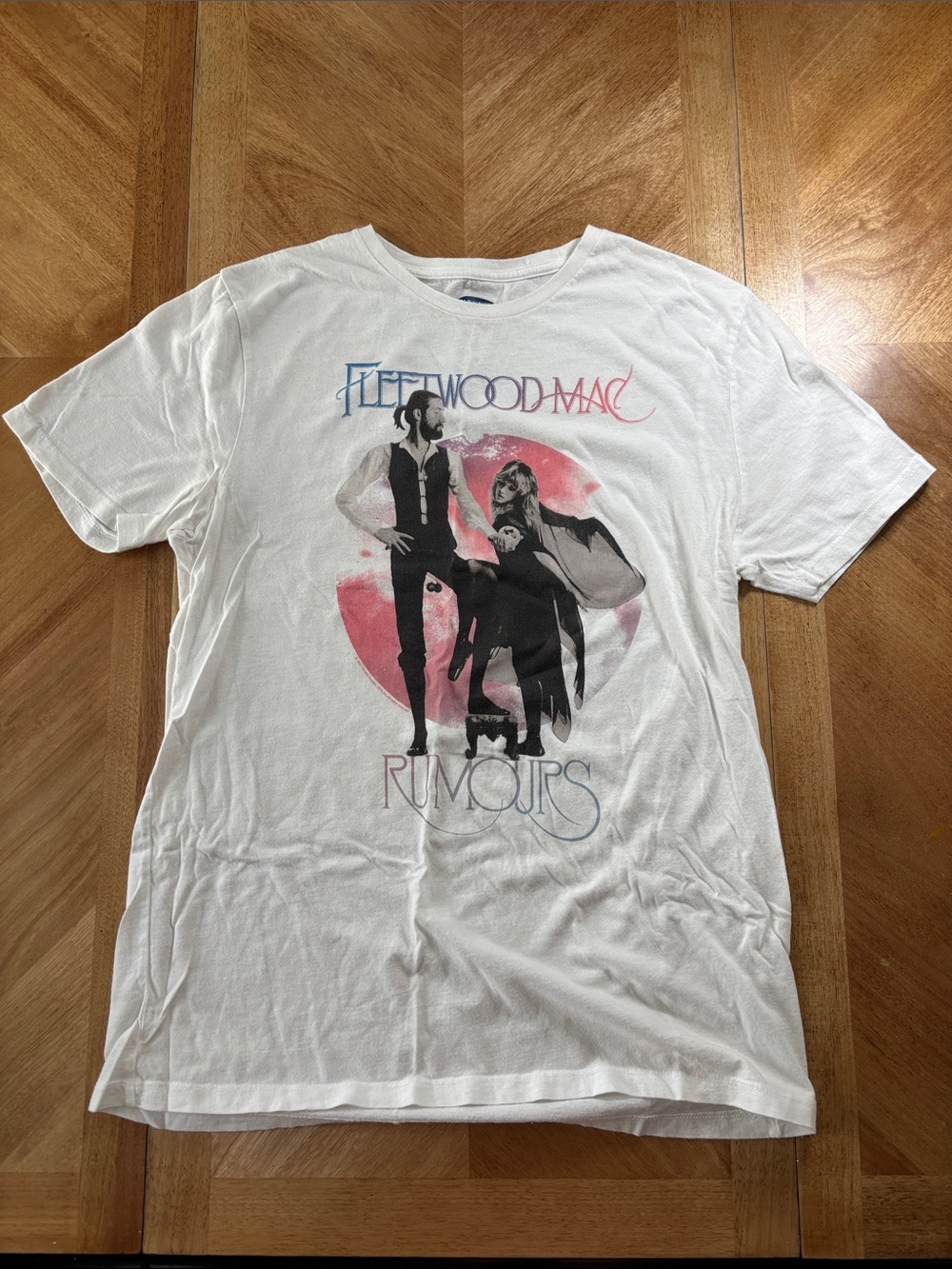 Fleetwood Mac Rumours Old Navy Graphic Tee, size medium